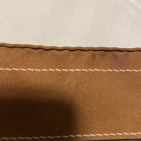 authentic HERMES scarf, 100% silk - Picture 4 of 9